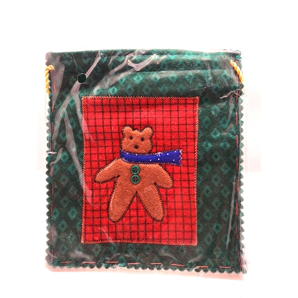 Vintage  2001  Avon Nostalgia Christmas Ornaments and Pouch  NIP